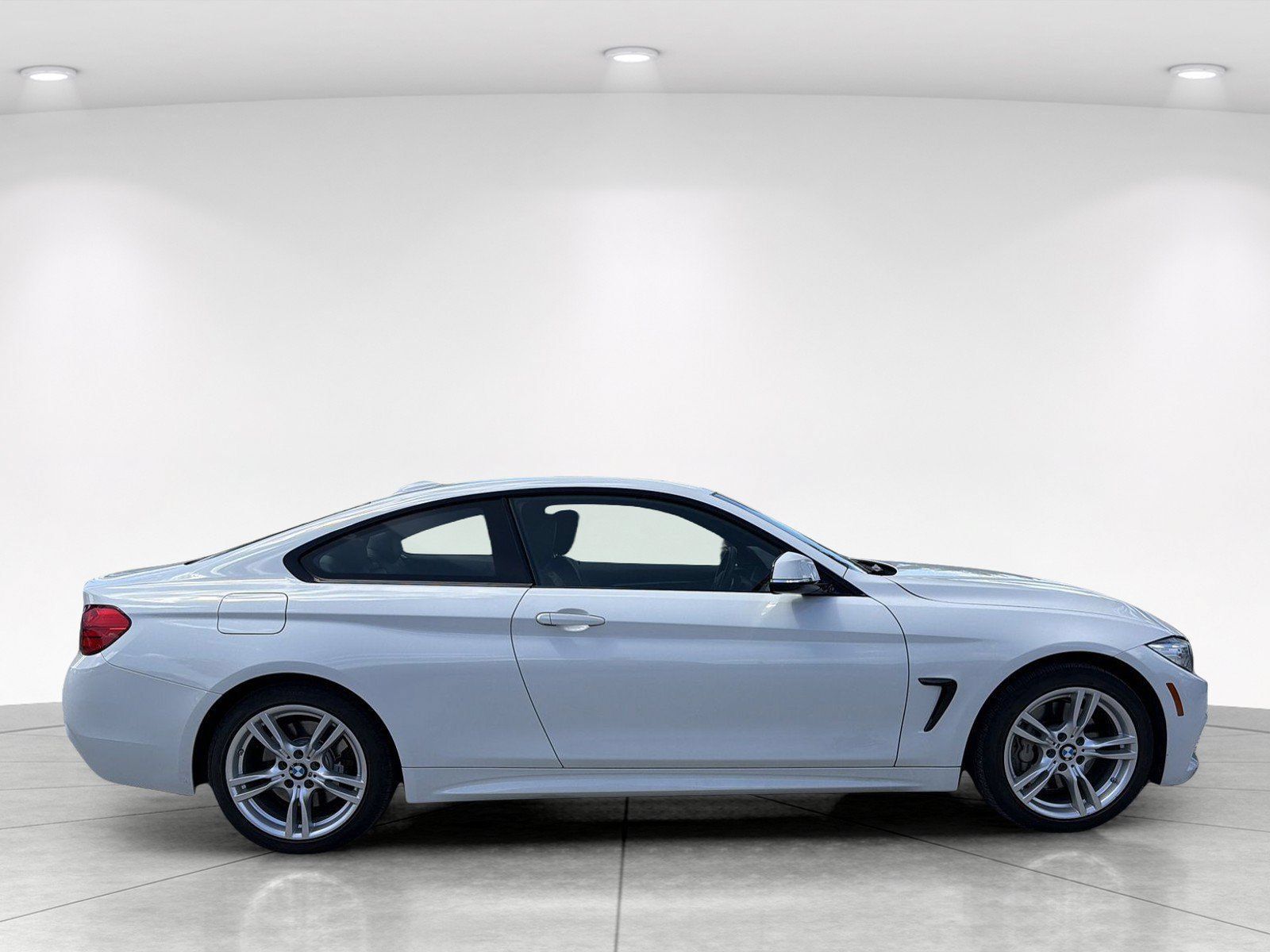 Used 2016 BMW 428i xDrive Coupe AWD/4WD image 3