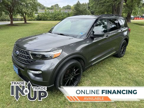 Used 2020 Ford Explorer XLT w/ Equipment Group 202A RWD image 1