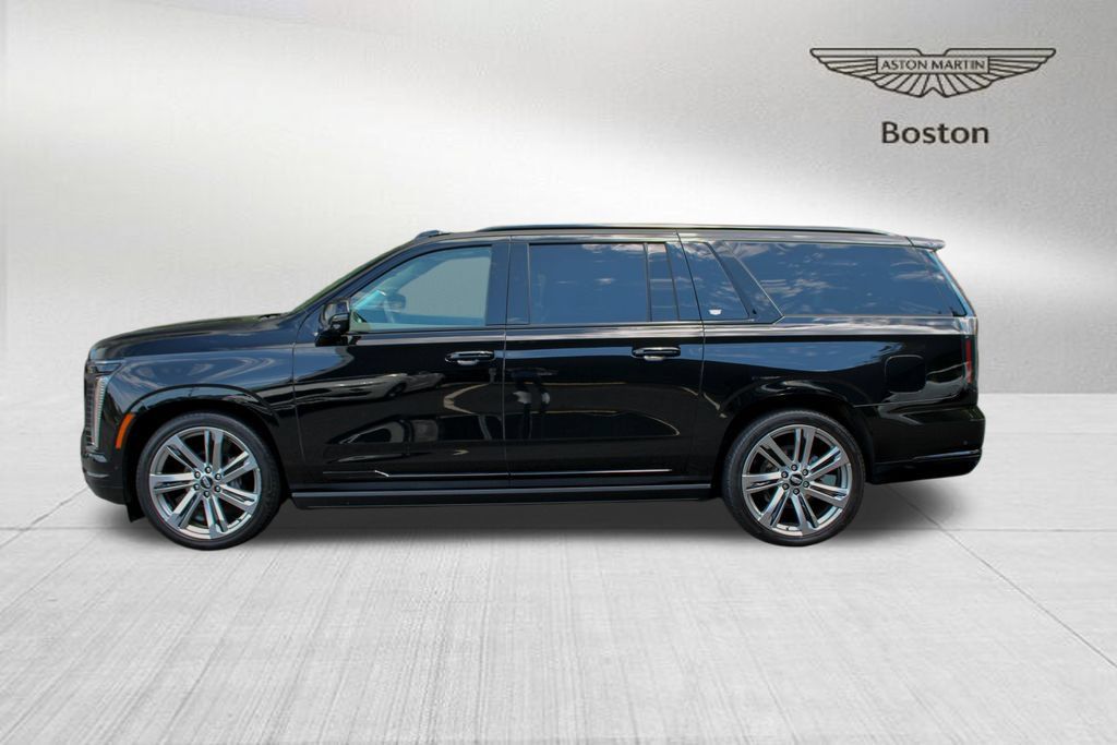 Used 2025 Cadillac Escalade ESV Sport Platinum AWD/4WD image 3