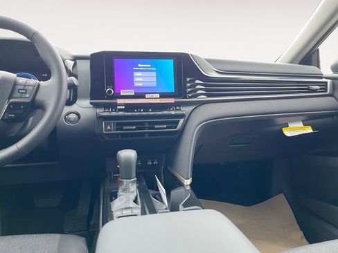 New 2026 Toyota Camry LE image 11