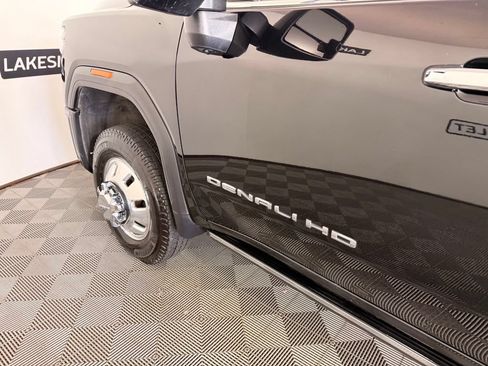 Used 2025 GMC Sierra 3500 Denali w/ Technology Package AWD/4WD image 16