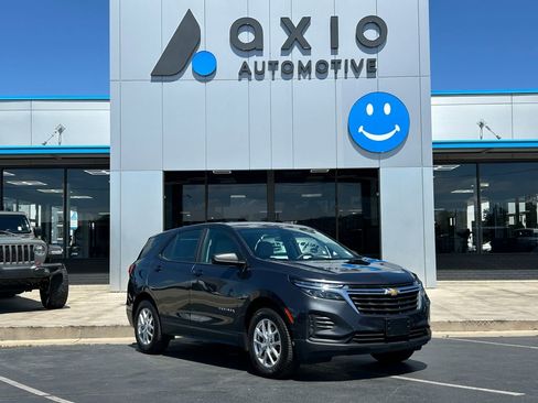 Used 2022 Chevrolet Equinox LS AWD/4WD image 1