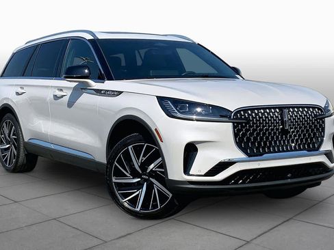 Used 2025 Lincoln Aviator Reserve w/ Equipment Group 201A AWD/4WD image 5