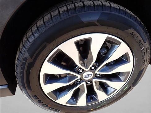 Certified 2024 Subaru Outback Limited image 7