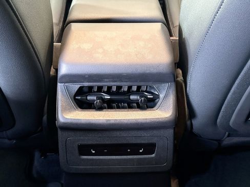 Used 2025 Audi Q6 e-tron Premium Plus w/ Premium Plus image 22