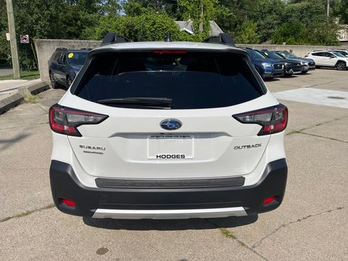 Certified 2025 Subaru Outback Limited AWD/4WD image 7