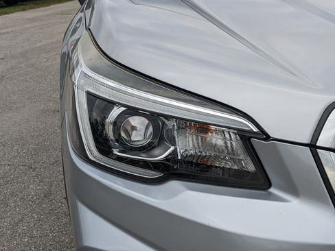 Used 2019 Subaru Forester Limited image 8