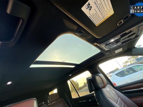 Used 2023 GMC Yukon Denali Ultimate image 22