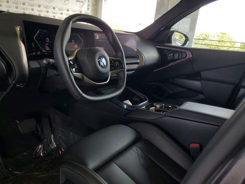 Used 2025 BMW X3 xDrive30i AWD/4WD image 18