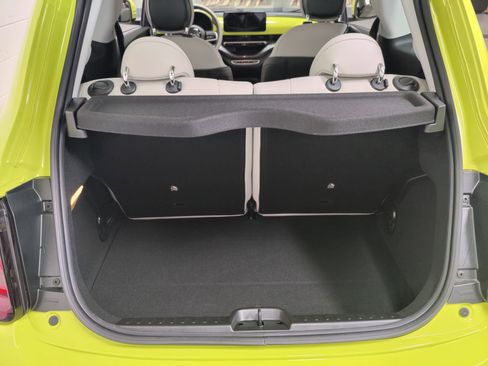 New 2025 FIAT 500 e w/ Quick Order Package 21B Icona image 23