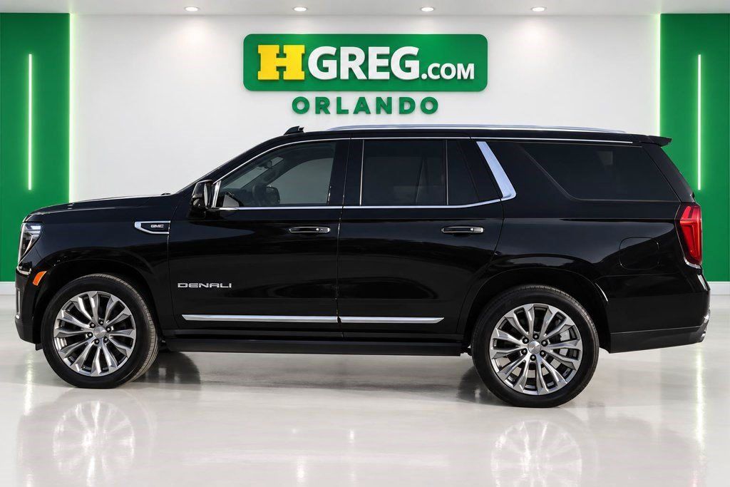 Used 2021 GMC Yukon Denali w/ Denali Premium Package AWD/4WD image 2