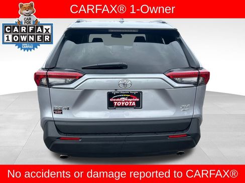 Used 2021 Toyota RAV4 XLE w/ Convenience Package AWD/4WD image 4