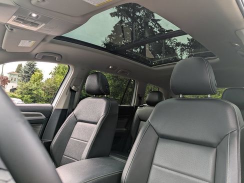 Used 2021 Volkswagen Atlas SEL AWD/4WD image 23
