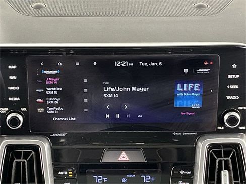 Certified 2023 Kia Sorento SX Prestige image 16