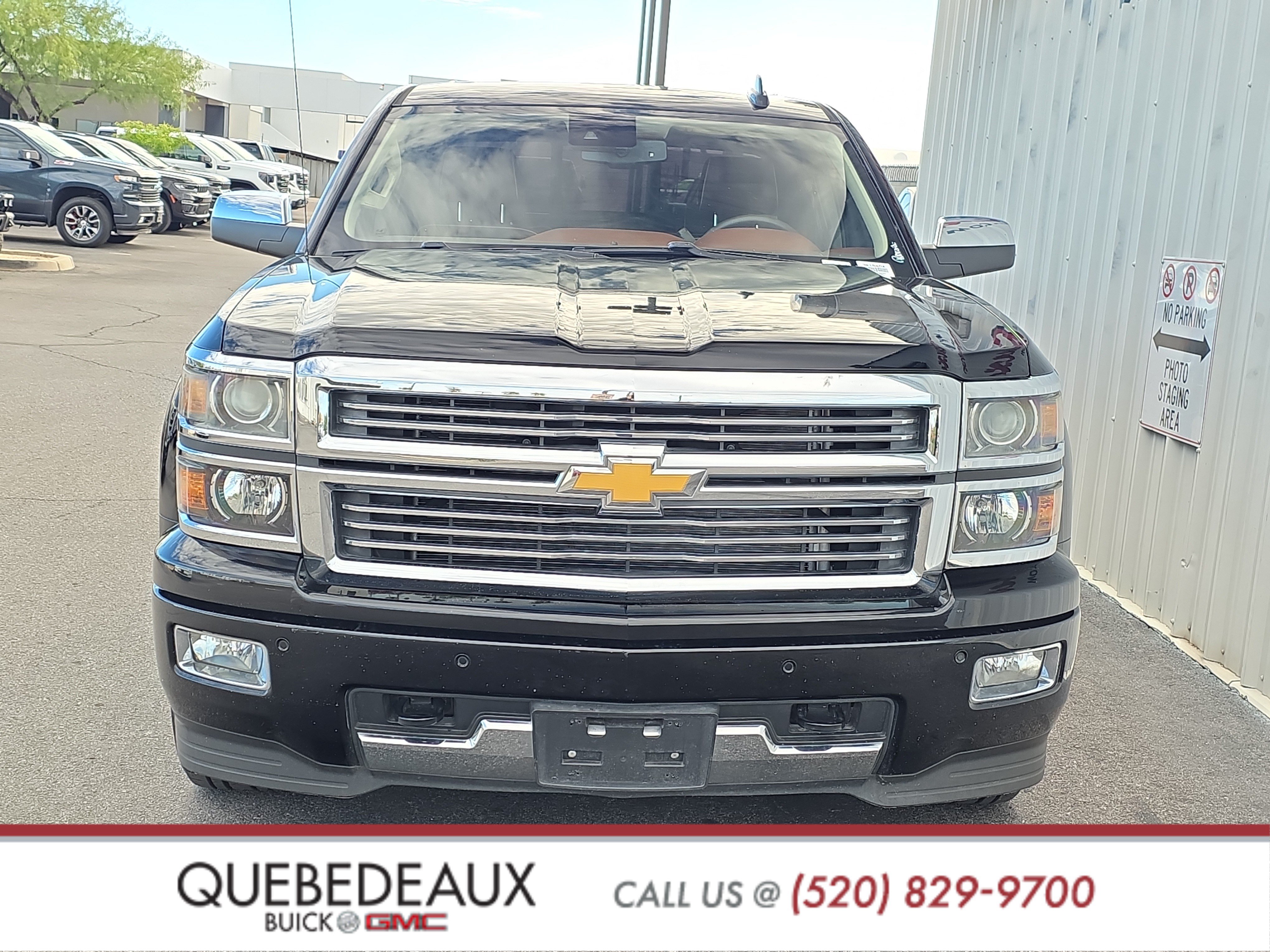 Used 2015 Chevrolet Silverado 1500 High Country w/ High Country Premium Package AWD/4WD image 2