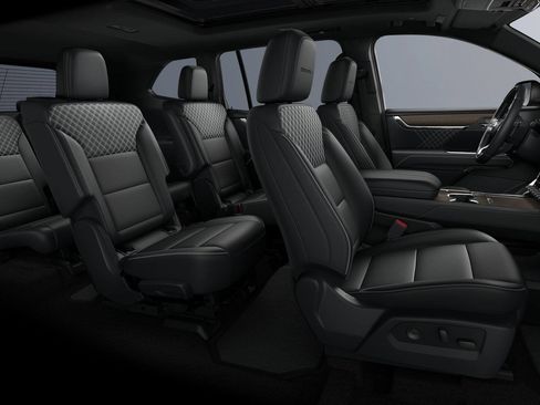 New 2026 GMC Acadia Denali FWD image 32