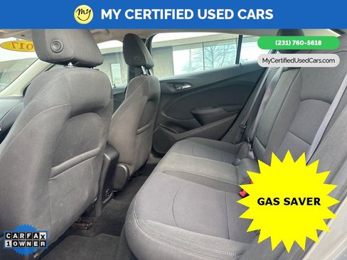 Used 2017 Chevrolet Cruze LT w/ Convenience Package image 11