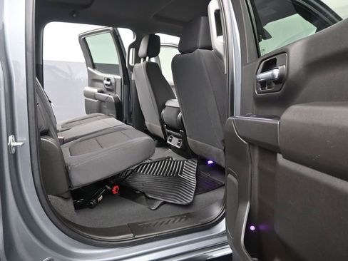 Used 2022 Chevrolet Silverado 1500 Custom RWD image 17