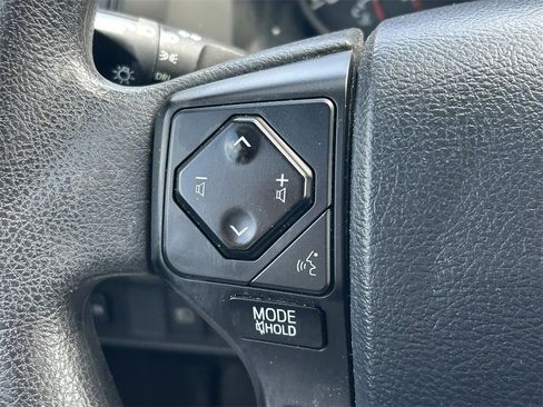 Used 2019 Toyota Tacoma SR w/ SR Convenience Package image 28