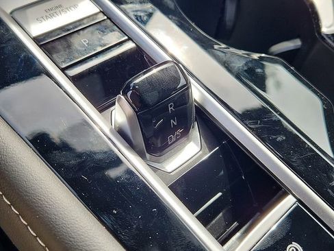 New 2026 Volkswagen Atlas Cross Sport SEL image 10