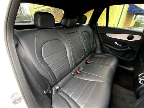Used 2021 Mercedes-Benz GLC 300 4MATIC image 21