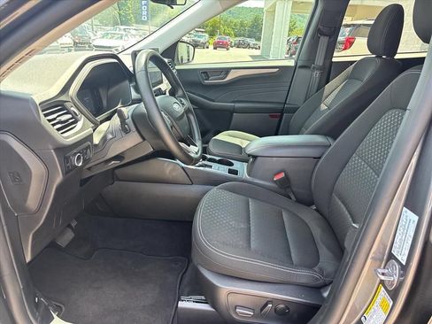 Used 2024 Ford Escape Active w/ Tech Pack #1 FWD image 9