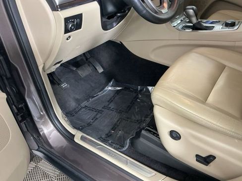 Used 2018 Jeep Grand Cherokee Limited image 15