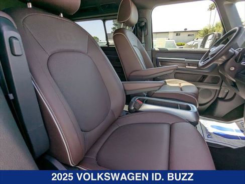 New 2025 Volkswagen ID. Buzz Pro S image 20
