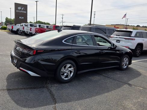 New 2026 Hyundai Sonata SE FWD image 12