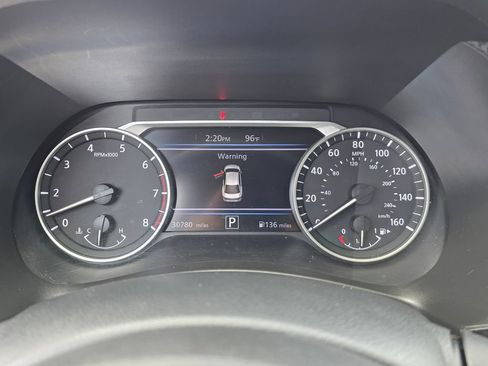 Used 2024 Nissan Sentra SV FWD image 27