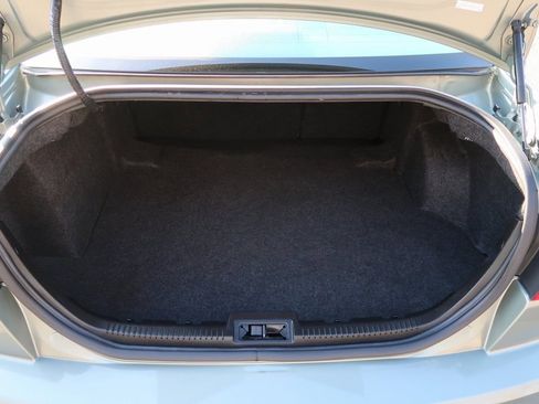 Used 2009 Lincoln MKZ Base image 31