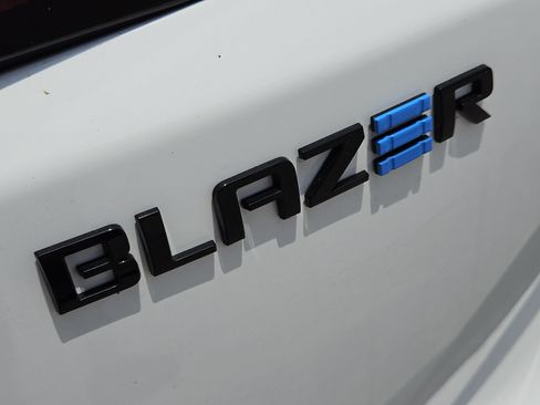 New 2026 Chevrolet Blazer EV LT w/ Midnight/Sport Edition FWD image 8