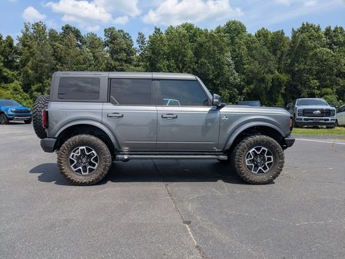 Used 2022 Ford Bronco Outer Banks AWD/4WD image 3