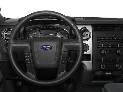 Used 2014 Ford F150 XLT w/ XLT Chrome Package RWD image 6