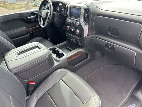 Used 2022 GMC Sierra 1500 SLT w/ SLT Premium Package AWD/4WD image 27