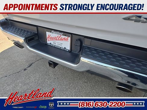 Used 2019 RAM 1500 Laramie AWD/4WD image 24