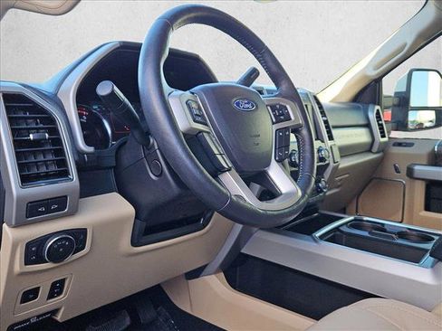 Used 2019 Ford F250 Lariat w/ Lariat Ultimate Package image 10