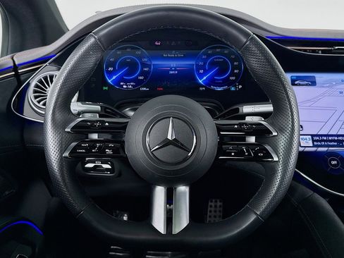 Certified 2024 Mercedes-Benz EQS 580 4MATIC Sedan image 17