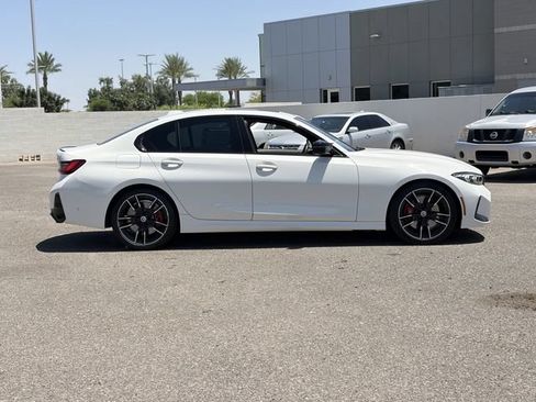 Used 2023 BMW M340i RWD image 6
