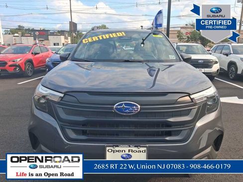 Used 2025 Subaru Forester AWD/4WD image 8