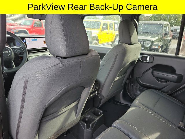Used 2025 Jeep Wrangler Unlimited Sport AWD/4WD image 27