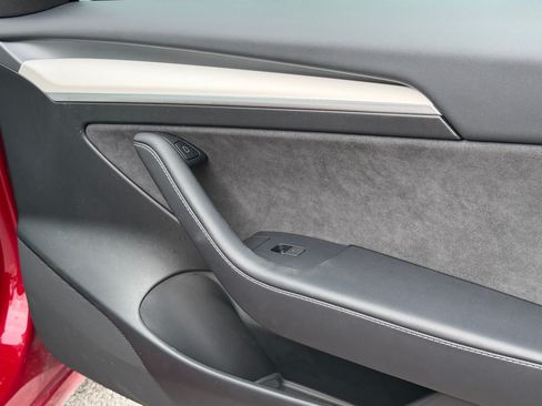 Used 2023 Tesla Model 3 Standard Range RWD image 42