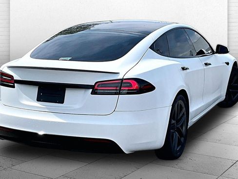 Used 2023 Tesla Model S Plaid image 11