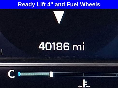 Used 2022 Chevrolet Silverado 1500 LT w/ Z71 Off-Road Package image 17