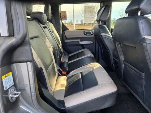 Certified 2022 Ford Bronco Wildtrak AWD/4WD image 12