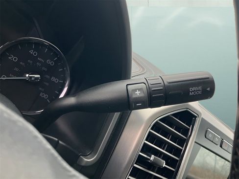 Used 2021 Ford F250 Platinum w/ FX4 Off-Road Package image 29