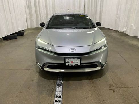 New 2026 Toyota Prius Plug-In Hybrid FWD image 8