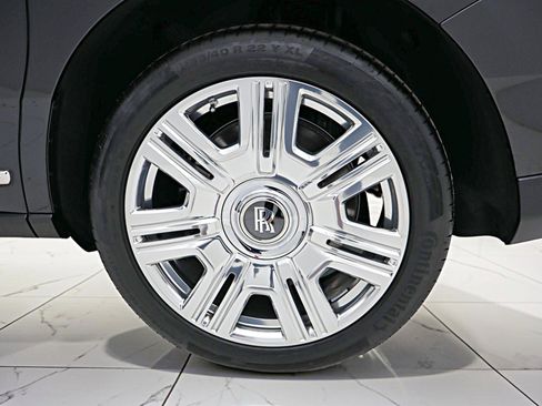 Used 2022 Rolls-Royce Cullinan AWD/4WD image 53