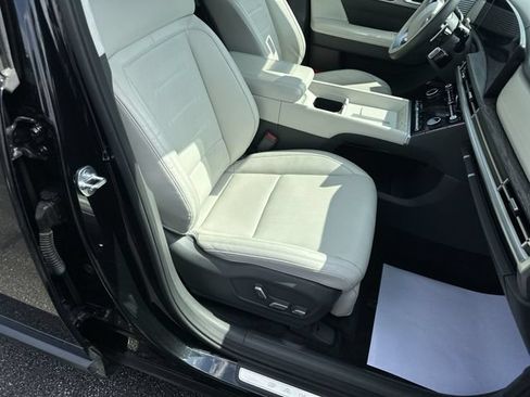 Used 2024 Hyundai Santa Fe Calligraphy AWD/4WD image 29