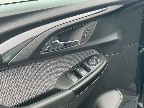 Used 2023 Chevrolet TrailBlazer LS image 12